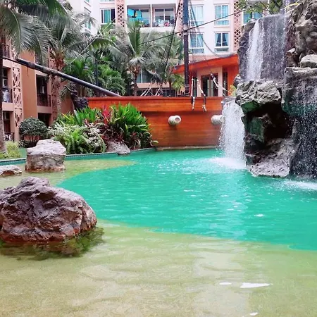 Atlantis Condo Resort By Somphong Jomtien Beach Exterior photo